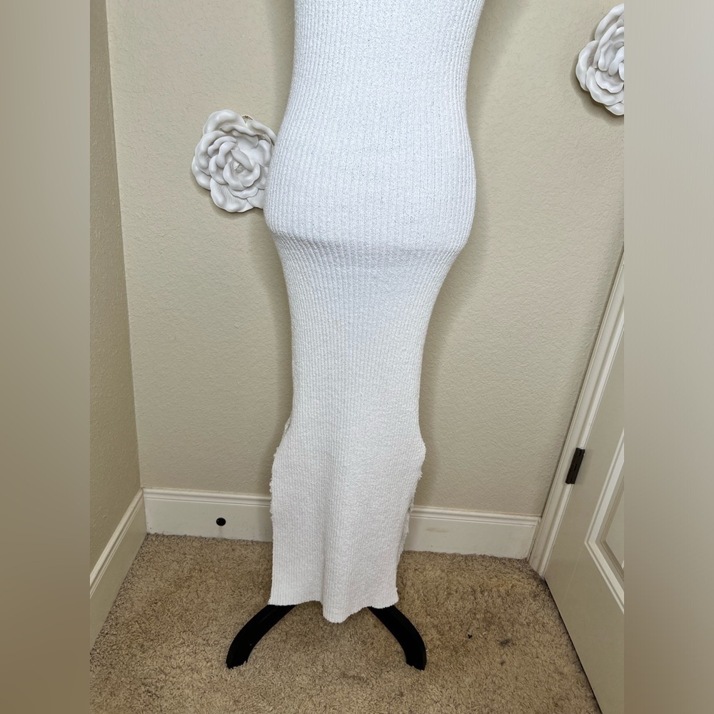 Emory Park Sleeveless Ribbed Knit Distressed Cream Midi Dress Size Small - Picture 12 of 16